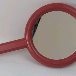 Vintage Red Handheld Mirror Space Age Design 1980&#39;s/1990&#39;s L-26 cm W- 15cm
