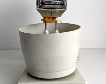 Vintage Moulinex Marvel Major 118 Mixer Table Model Stand & Bowl Orange / Cream