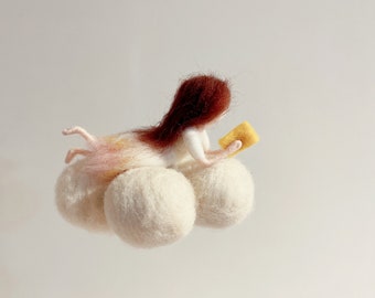 Needle Felted Figure Doll Ornament Couple Boy Girl On the Cloud Book Reading Home Décor Wall Décor Decoration Gift for Her Gift for Couple