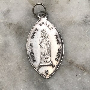 French Solid Silver Religious Pendant Medallion Medal Virgin Mary Holy Communion Notre Dame De Voeu