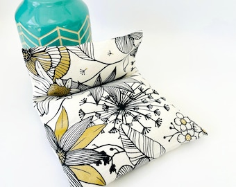 Dry fabric hot water bottle - Organic flax seeds - Handmade in France - Handmade cocooning gift - golden flower fabric