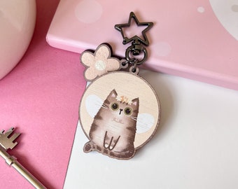Tabby Cat Wooden Keyring// flower charm, cat lover gifts, cat keyrings, cute cats