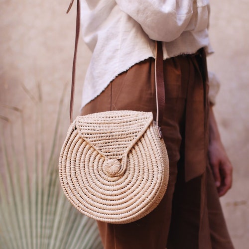 Round Raffia Bag With Leather Handles Etsy