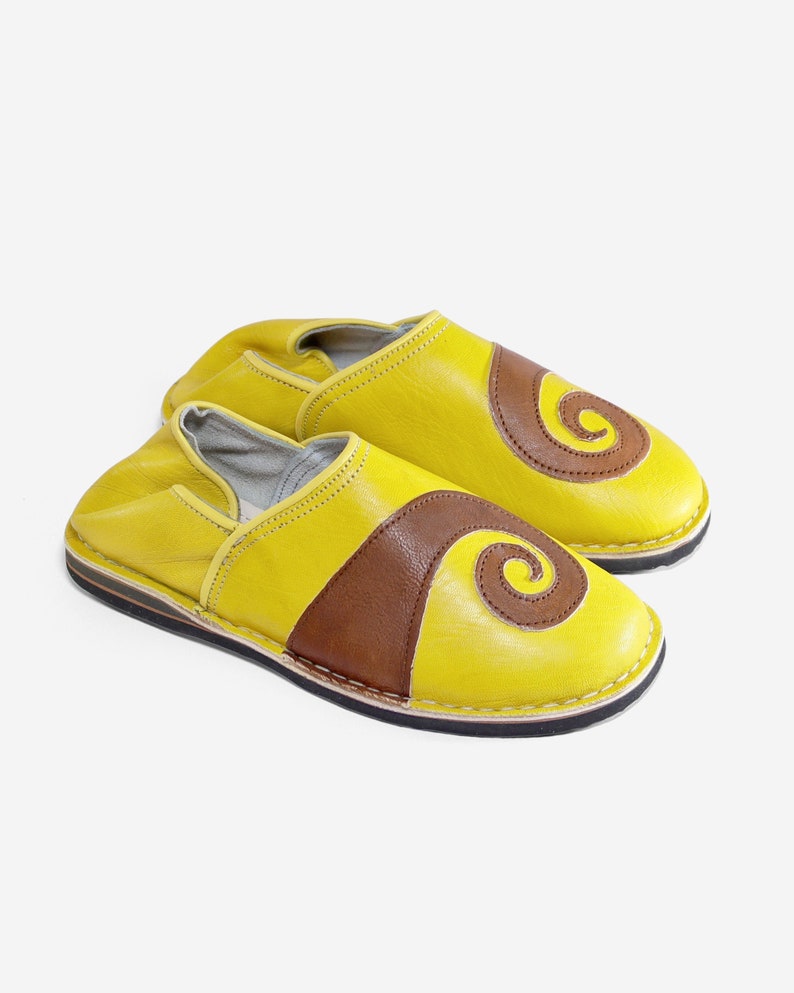 babouche yellow