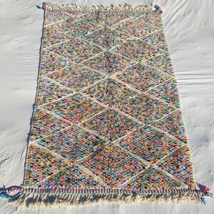 Badis Moroccan Rug 5'5