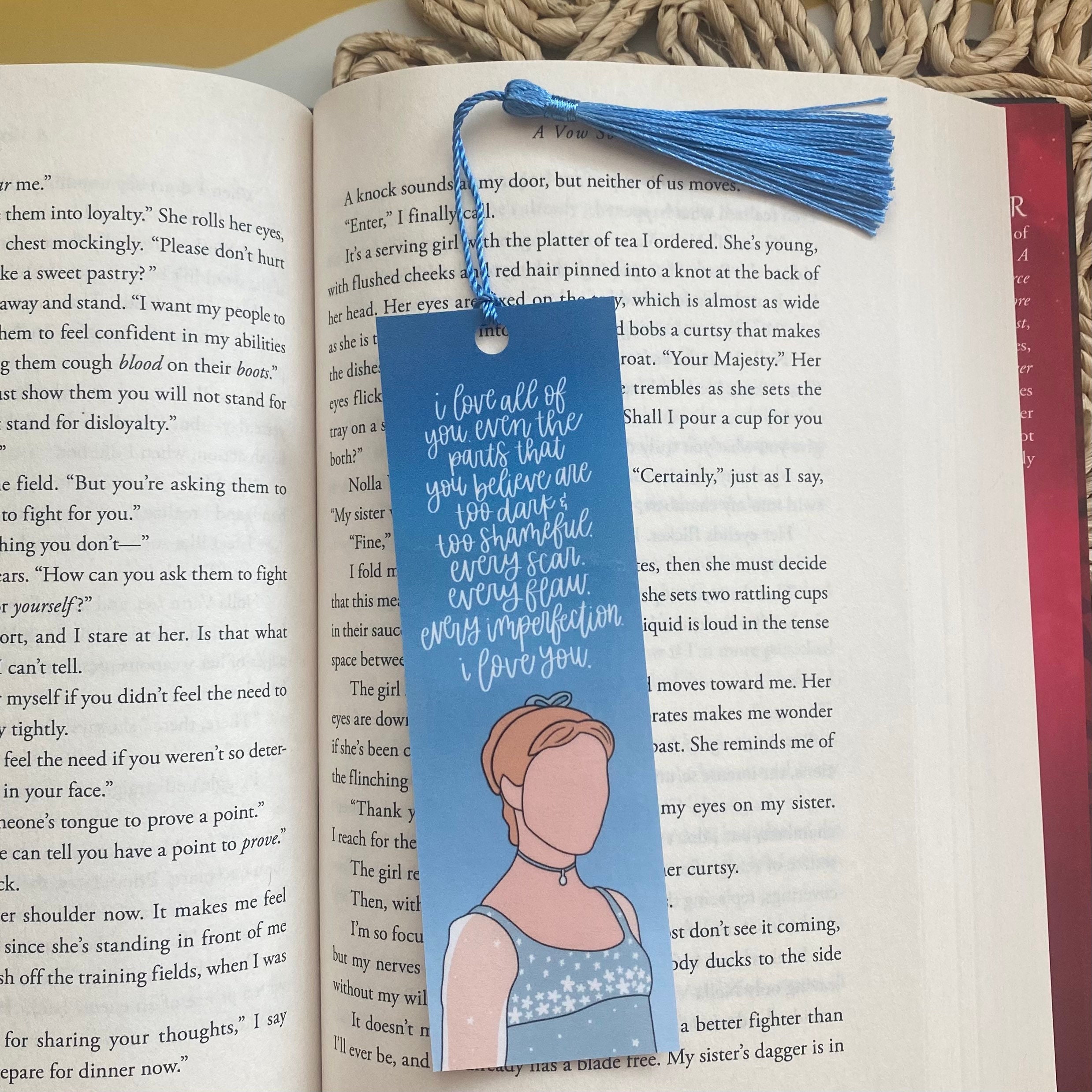 I just wanted to brag about the TS bookmarks my friend Daphne sent me , Bookmarks For Books