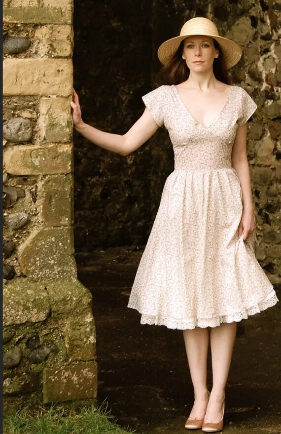 lace underskirts