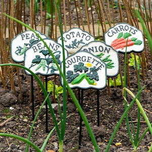 Vegetable Cast Iron Gardening Plant Marker Tags - Set of 6