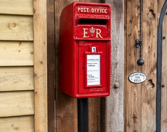 Elizabeth Regina Red ER Post Box