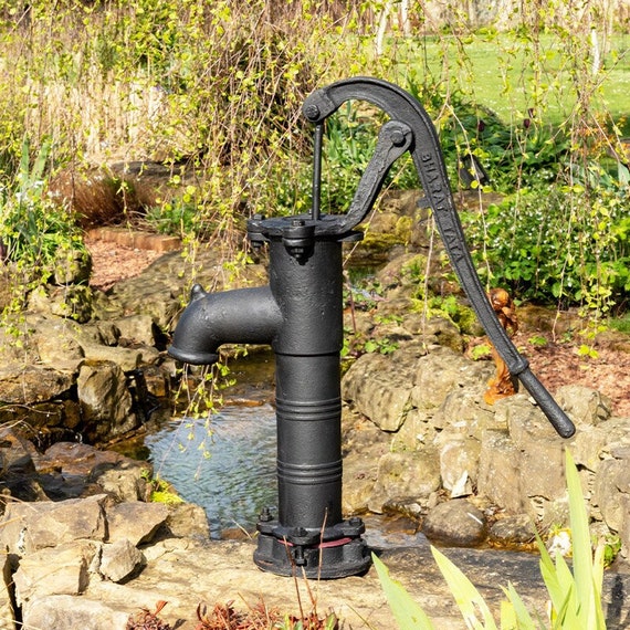 Large Cast Iron Garden Hand Pump 