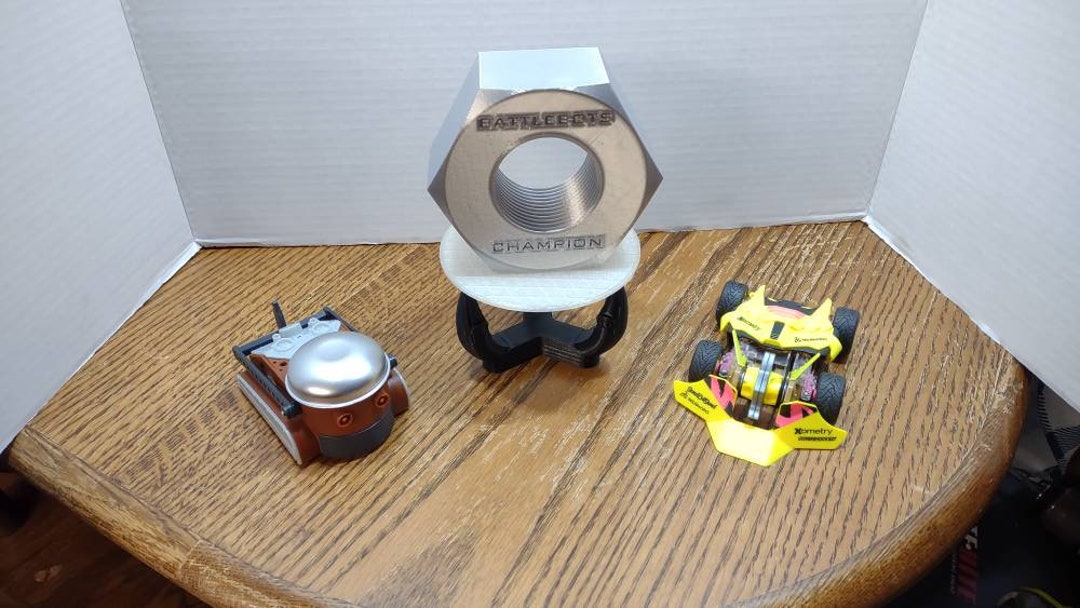 Battlebots Giant mini Nut With Stand 3D Printed Etsy