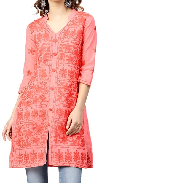 Get this Pushpita light pink kurta pant set for women