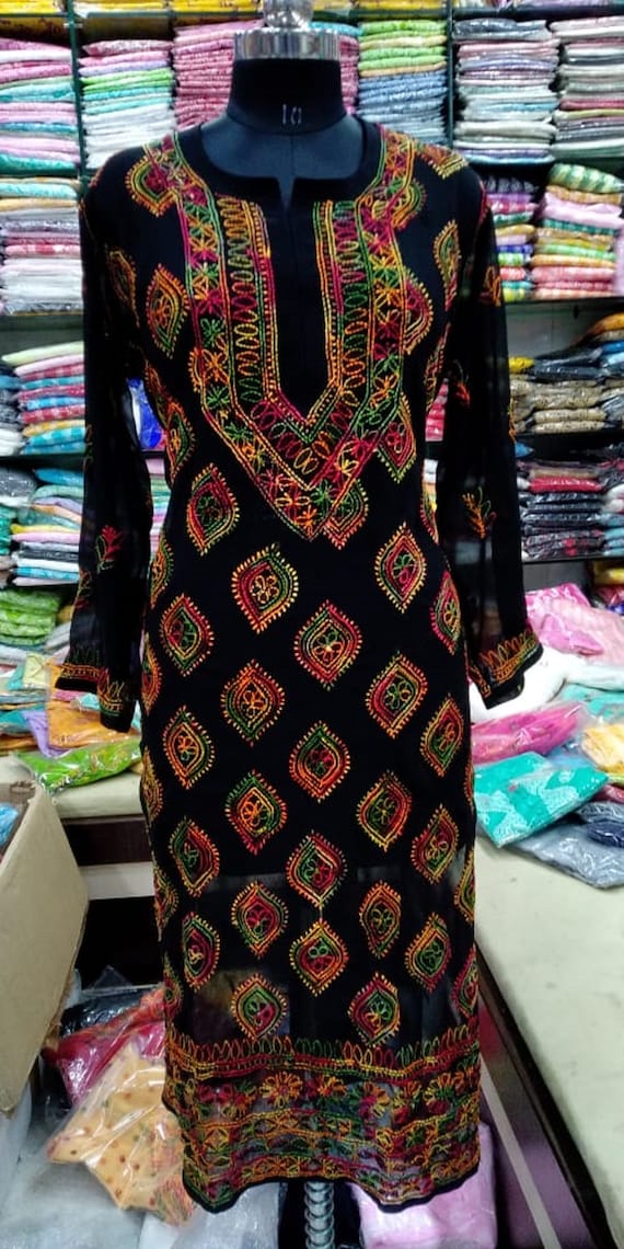 Nikita Dhongdi's Neon Mirror Handcrafted Chikankari Kurta with Sharara –  SAADGI