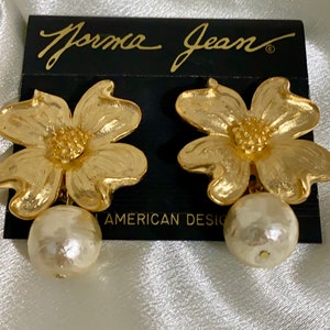 Vintage Norma Jean Dogwood Clip Earrings, Matte Gold, Cotton Pearl, Made in USA