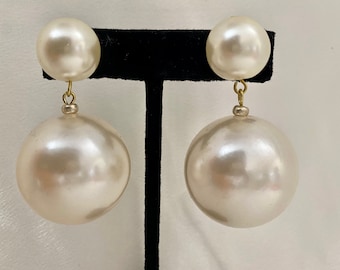 Made in USA pierced Norma Jean Designs Vintage style pearl/gold earrings.