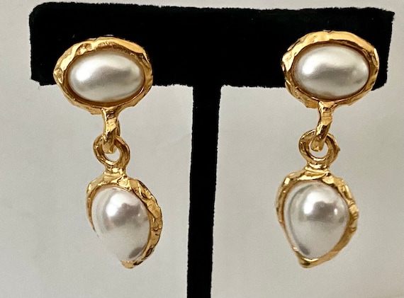 pierced vintage dangle double pearl earring desig… - image 1