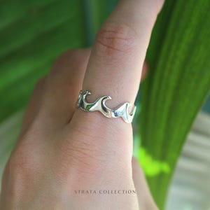 Sterling Silver Wave Chunky Band Ring - Wavy ring 925 silver - Surf Plain Stacking Dainty Simple Rings for Women - Indie Boho Wavy Silver