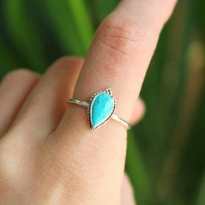 Sterling Silver Turquoise Petal Ring - Blue Gemstone December Birthstone Ring - 925 Sterling Silver Rings for Women Statement Band Teardrop