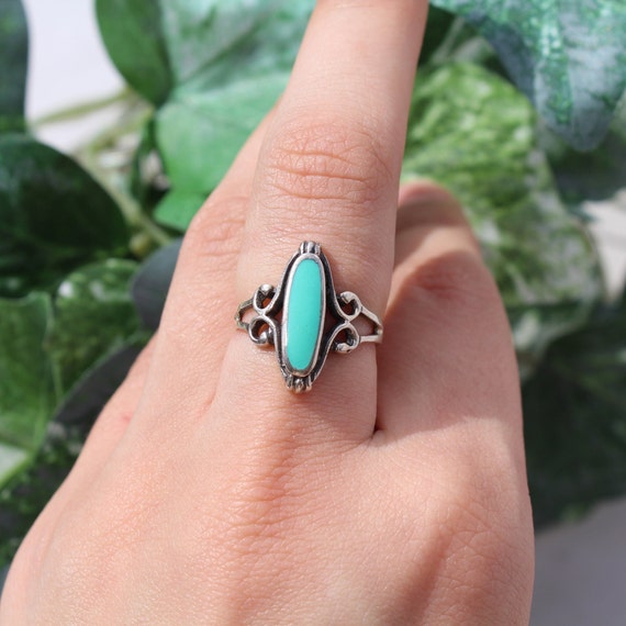 Silver rings with outlet turquoise stone