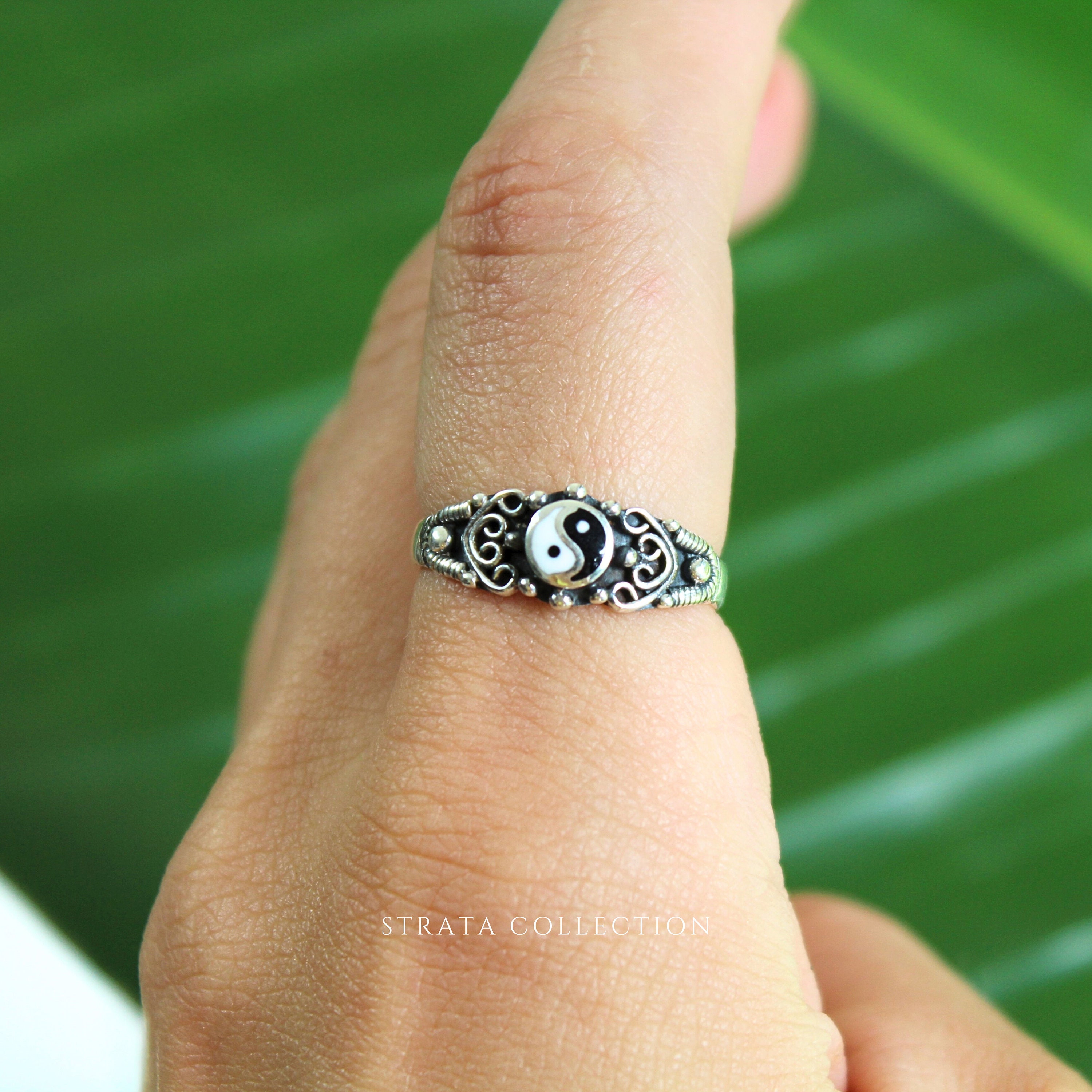 Silver yin yang ring discount