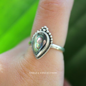 Sterlingzilveren abalone schelp bloemblaadje stip ring - abalone schelp 925 ringen voor vrouwen - stampatroon sierlijk keltisch - statement blauwe band Azteekse
