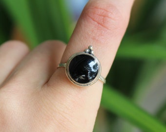 Sterling Silver Black Circle Trio Top Ring - Silver Black Onyx Detail Band - Witch Gothic 925 Silver Rings for Women - Statement Stacking