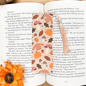 Autumn Print Bookmark / Digital Art, Illustration, books, reading, autumnal, Stationary, Halloween, plants, cottagecore, cosy, fall, pumpkin