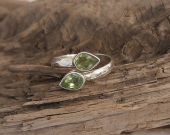 Peridot Silver Ring, Green Jewellery, Adjustable Ring, Silver 925 Ring, Peridot Crystal, Gift Box, August Birthstone