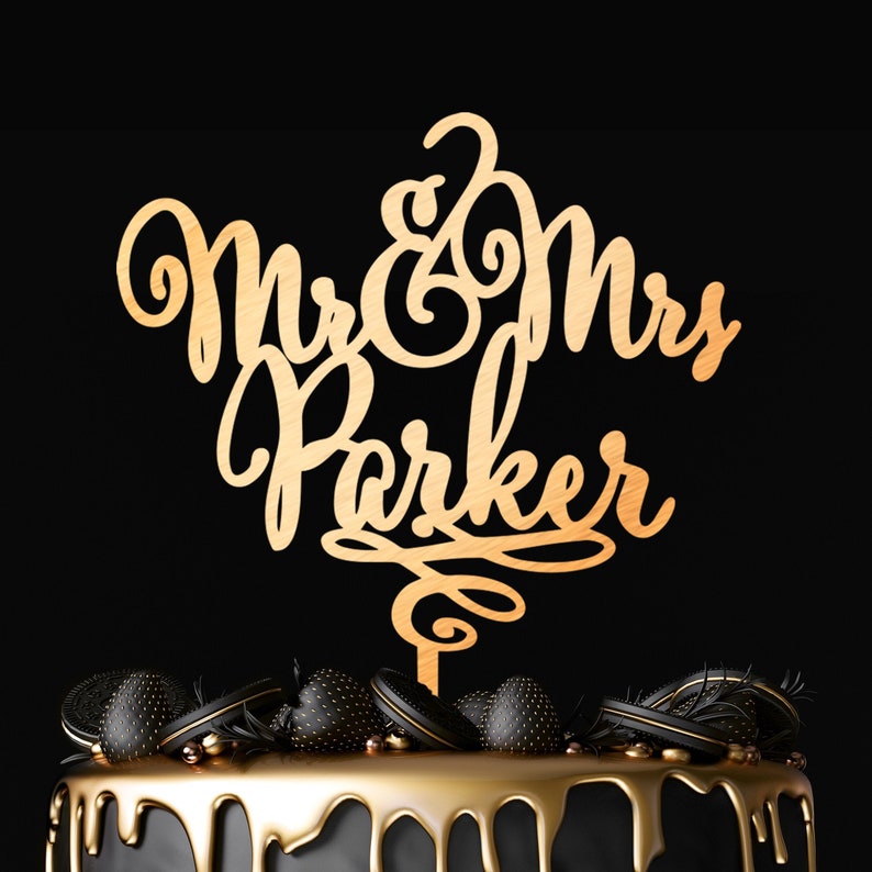 Personalized Wedding Cake Topper Custom Name Cake Topper Mr and Mrs Cake Topper Wood Cake Topper