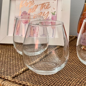 Personalized wine glass, custom wine glasses, stemless wine glass, bridesmaid glasses, birthday gift, bridal party gift