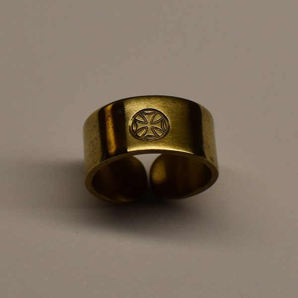 Bague transversale teutonique estampillée à la main Bague en laiton réglable pour homme Croix de Malte