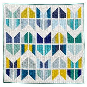 Beginner Quilt Pattern | Modern Quilt | Fat quarter quilt pattern | Tail Feather PDF Pattern Download