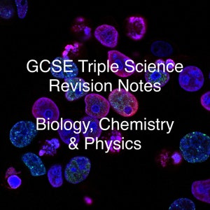 Op de afbeelding: Een microscopische afbeelding van cellen met felpaarse en blauwe kernen, met de tekst "GCSE Triple Science Revision Notes Biology, Chemistry & Physics" eroverheen gelegd.
