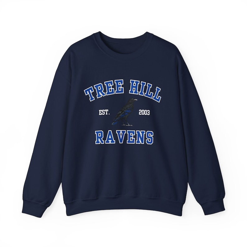 TREE HILL RAVENS、スコット 23 ジャージ、ユニセックス ヘビー ブレンド™ クルーネック スウェットシャツ、その他のギフト、Tree Hill マーチャンダイズ、ノースカロライナ、レイブンズ スウェットシャツ 画像 8