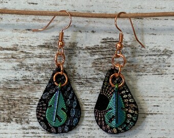 Iridescent drop earrings