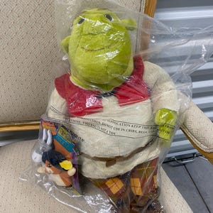 Dreamworks Macy’s 2007 Shrek Plush 18 &quot; With Finger Puppets And Bonus Donkey NWT