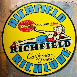 Vintage porcelain enamel Richfield Richlube 30 inch double sided advertising sign board