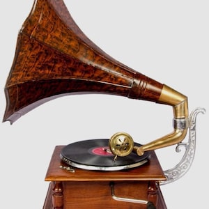 Vintage Style Antique HMV Replica Gramophone Phonograph Record Player Fully Functional Recreation With Horn Disc Needle Box