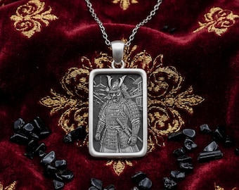 Collar con colgante de samurái de plata de ley: joyería de armadura japonesa, regalo para guerreros.