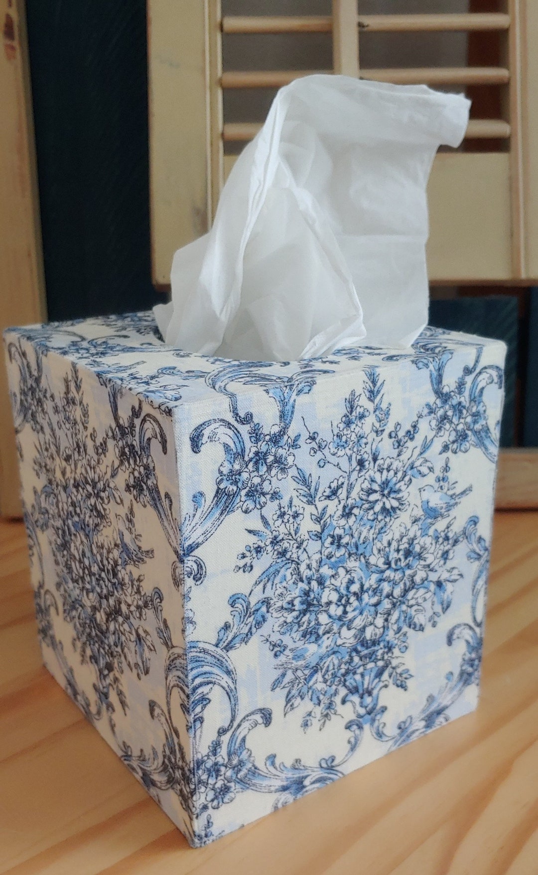 Light Blue & White Vintage Floral Tissue Box, Wood Tissue Box, Chinoiserie, Tissue Box, Tissue Box Cover, Spring Decor,