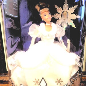 1996 Cinderella Holiday Princess Barbie