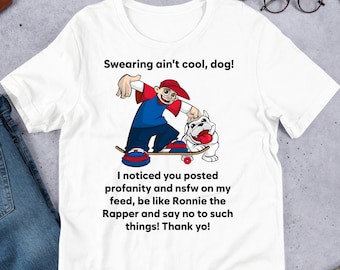 Jurar no es un perro genial, camisa de meme divertido, vergüenza Y2K, extrañamente específica, camisa irónica, camisa extraña, camisa desquiciada, dicho atrevido, maldito