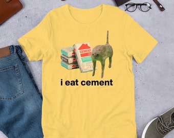 T-shirt I Eat Cement Cursed Cat Funny Meme Lovers Regalo Scherzo - Foto 3