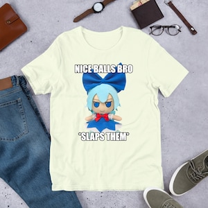 Nettes Bälle Bro, Touhou Fumo Plüsch, Cirno Marisa Reimu, Lustiges Anime Meme Shirt, Ausgehängtes Shirt, Waifu Shirt, Otaku Kleidung, Touhou Puppen Citron