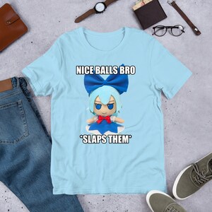 Nettes Bälle Bro, Touhou Fumo Plüsch, Cirno Marisa Reimu, Lustiges Anime Meme Shirt, Ausgehängtes Shirt, Waifu Shirt, Otaku Kleidung, Touhou Puppen Ocean Blue