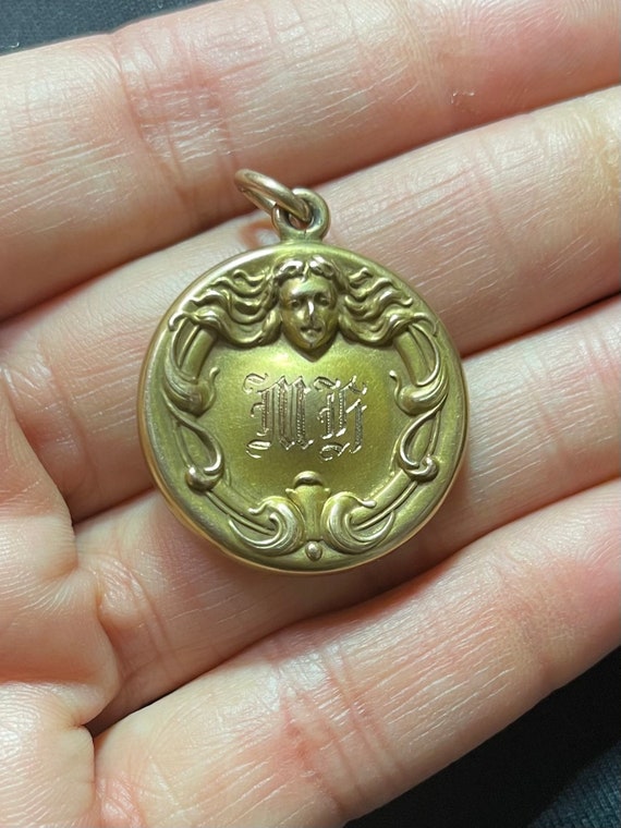 Art Nouveau 14k Locket MH Initials - image 2