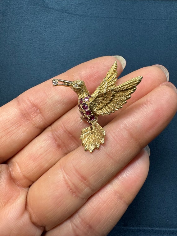 18k Gold Hummingbird Brooch with Diamonds and Rub… - image 2