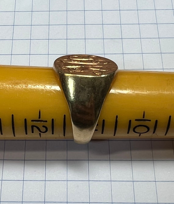 Wonderful Vintage Signet Ring 14k Gold size 11 - image 4