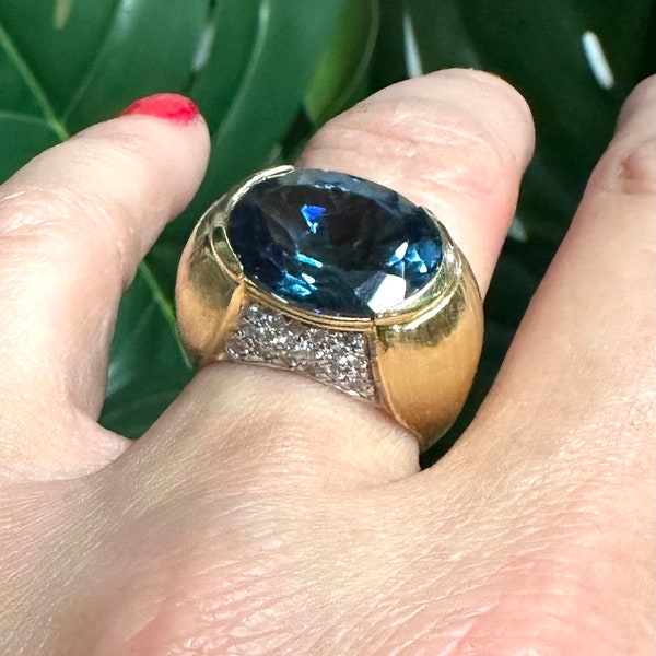 SEIDENGANG Vintage Swiss Blue Topaz 18k Ring with Diamonds size 7