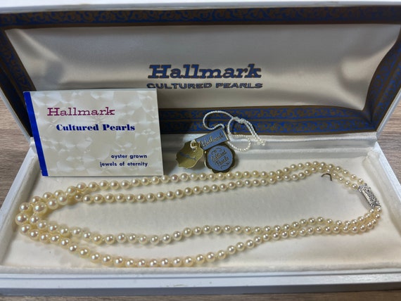 Vintage Hallmark Double Strand Cultured Pearls 16… - image 2